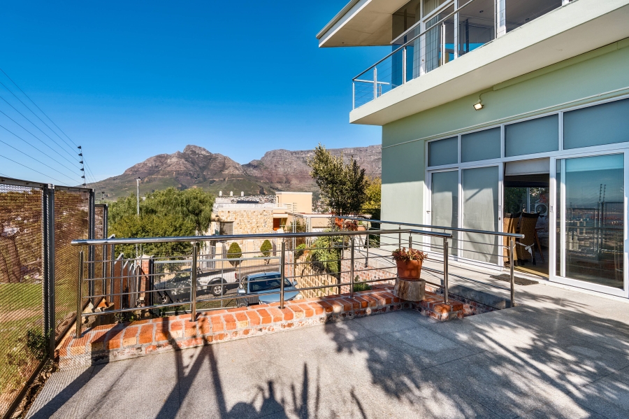 3 Bedroom Property for Sale in Bo Kaap Western Cape